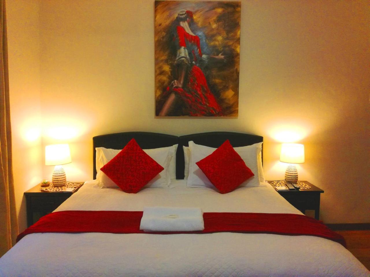 Chaston Manor Hotel เคปทาวน์ ภายนอก รูปภาพ