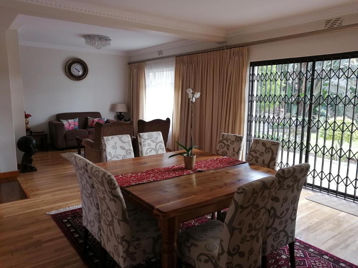 Chaston Manor Hotel เคปทาวน์ ภายนอก รูปภาพ