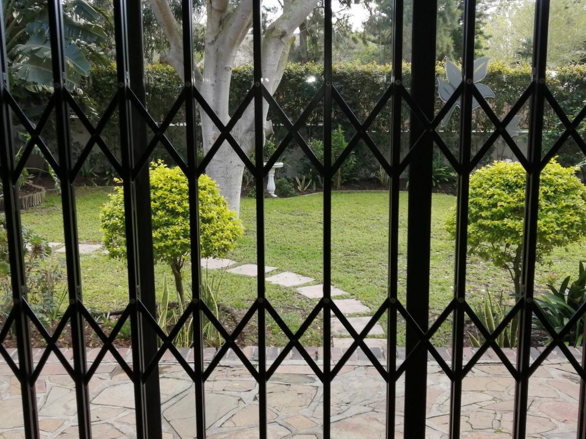 Chaston Manor Hotel เคปทาวน์ ภายนอก รูปภาพ